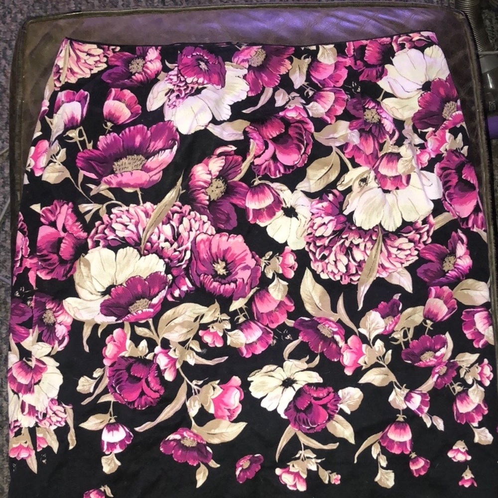 WHBM Skirt